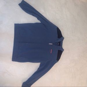 Vineyard vine sweatshirt